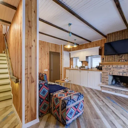 клуб яремчанський בית נופש *