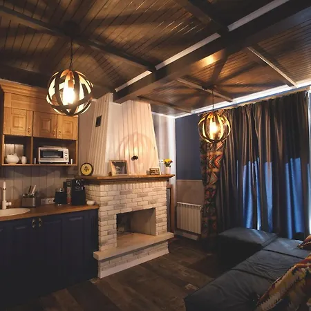 клуб яремчанський בית נופש *