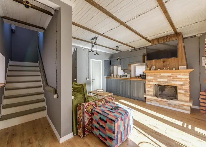 Tatil Evi клуб яремчанський *