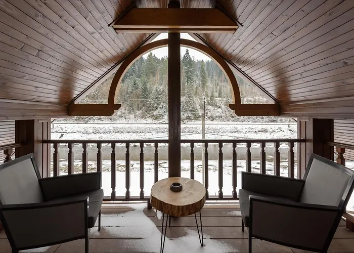 клуб яремчанський Tatil Evi