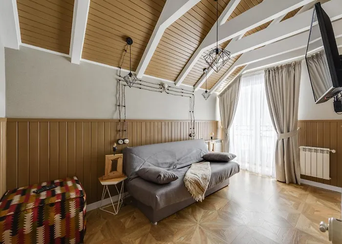 Tatil Evi клуб яремчанський Yaremche