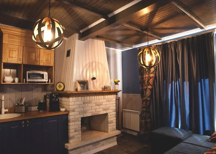 клуб яремчанський Tatil Evi *